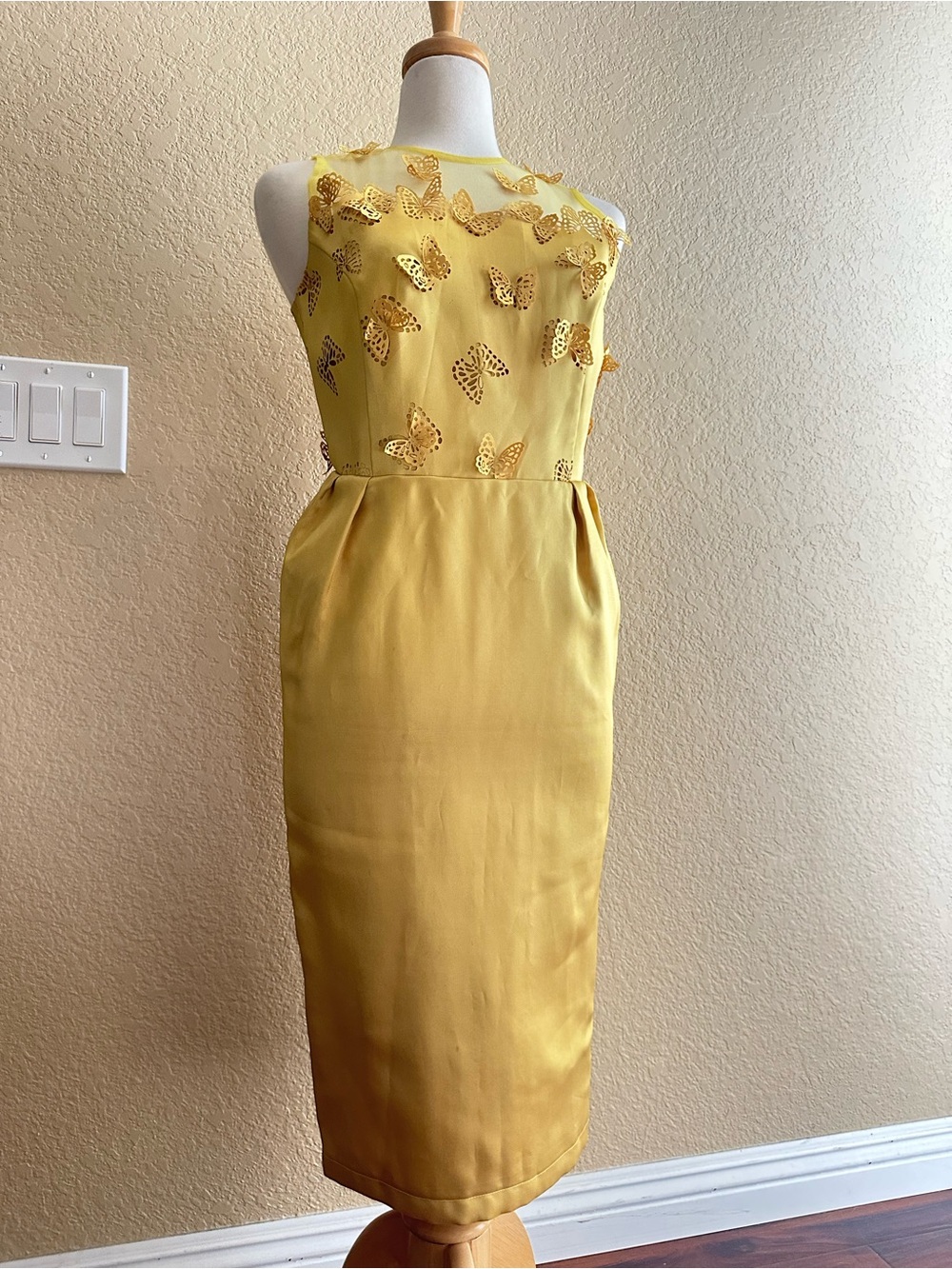 Yellow Butterfly Appliqué Sheath Dress